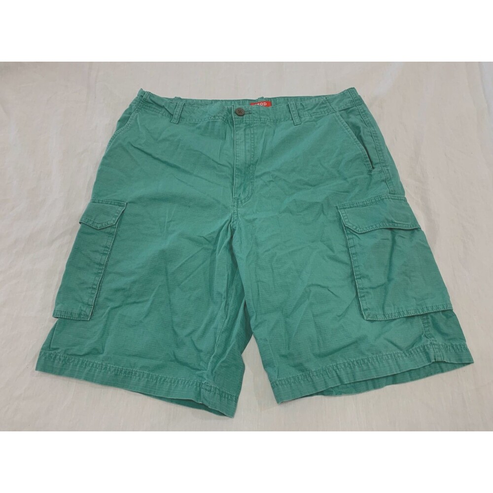 IZOD MENS COTTON CARGO SHORTS SIZE 33